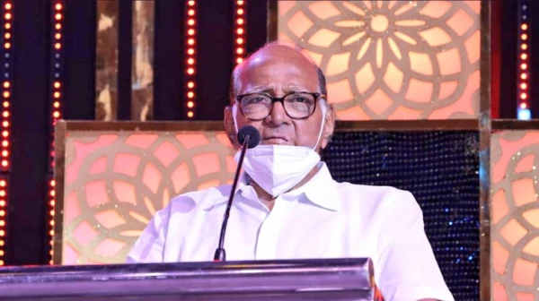 बायको सोडून गेल्याने शरद पवारांना जीवे मारण्याची धमकी, पोलिसांकडून अटक